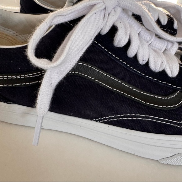NEW! Vans Old Shool Unisex Suede Sneakers Navy Blue Wide Laces Womens 9 Mens 7.5 - Picture 5 of 11